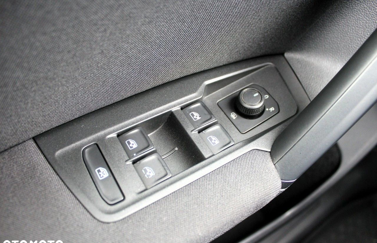 Volkswagen Tiguan cena 86900 przebieg: 139000, rok produkcji 2020 z Krzanowice małe 466